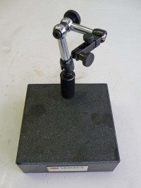 Granitová měřící deska 150x150x52mm se stojánkem na úchylkoměr , VH-45